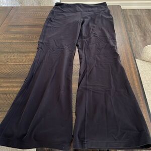 Lululemon athletica groove Nulu flare leggings